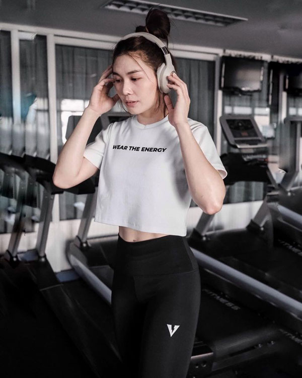 อ๋อม อนงค์พรยิม